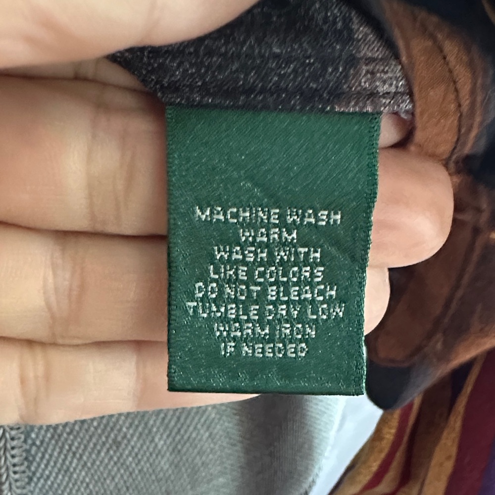 Ralph Lauren Green Label Petite Cotton Garment with Brown and Purple Accents - Picture 7 of 10